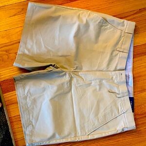 Mens tan shorts. 2 pair. Size 42